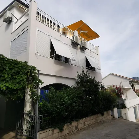 Visnja Apartman *